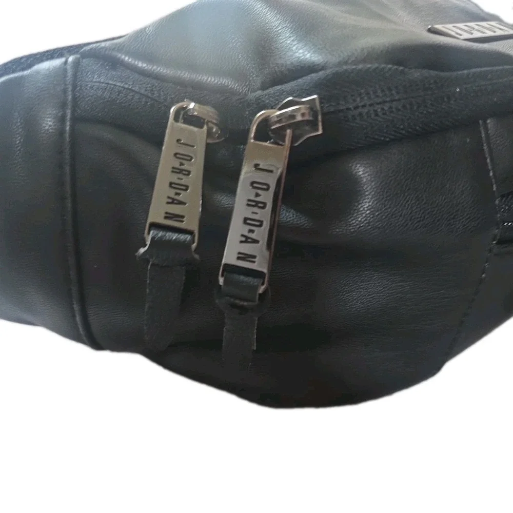 Jordan AJ Regal Black Crossbody Bag 2016 9A0138-KR5 - Very Good/Strap Fray Repai